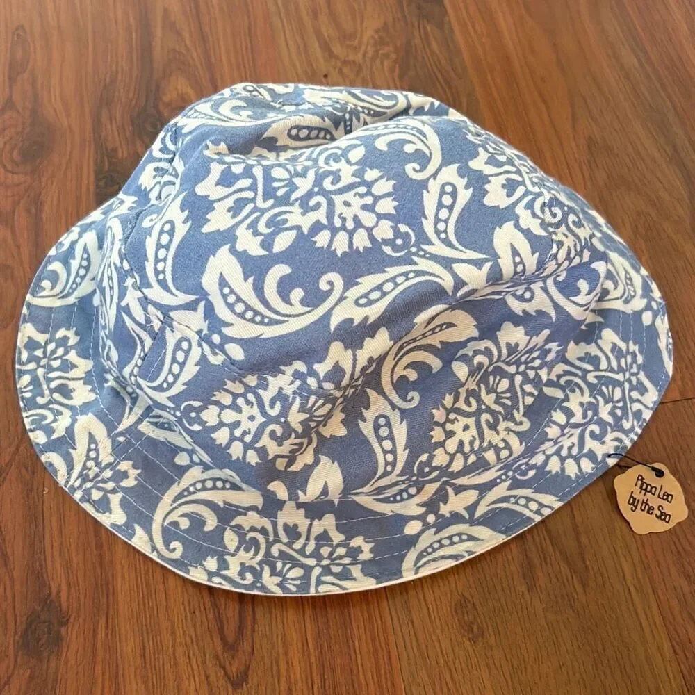 NWT Mimi & Chickie blue and white Paisley Sun hat kids teens